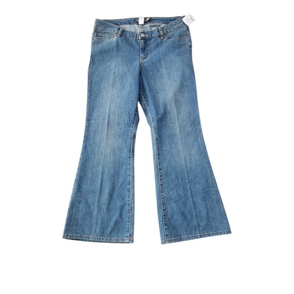 Lane Bryant Venezia Stretch Flare Jeans Boho Blue Womens Size 2 Petite NEW NWT - Picture 1 of 11